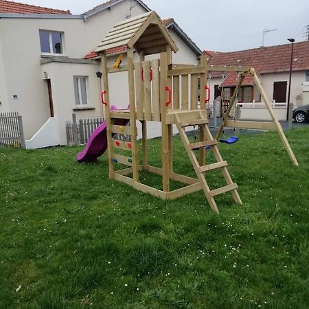 Jolie Maison A 200 M Des Plages Du Debarquement Saint-Aubin-Sur-Mer (Calvados) Exterior foto